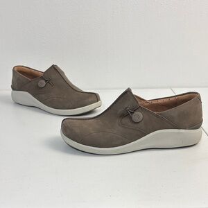 Clarks Unstructured Un Loop 2 Walk Womens Casual Slip-on Ortho Taupe Nubuck Sz 7
